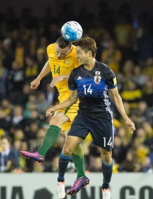 日本1-0澳大利亚的相关图片